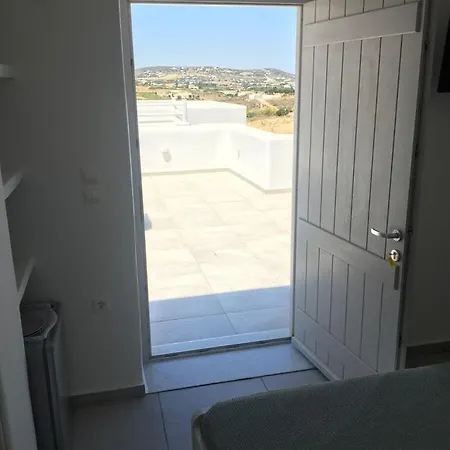 Newly Built 15sqm Flat With Sea View & Access To Shared Pool 아파트